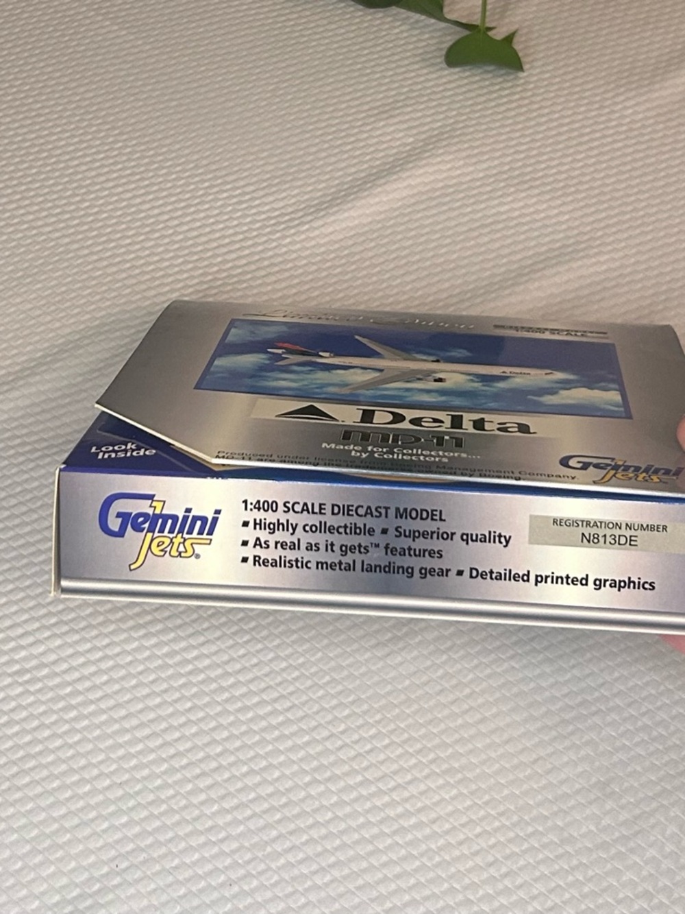 Delta MD-11 Limited Edition GeminiJets Model - Picture 6 of 6
